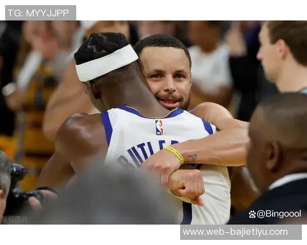 库里被称为二当家引发勇士球迷怒怼KD评论区调侃引发热议 库里被称为二当家引发勇士球迷怒怼KD评论区调侃引发热议