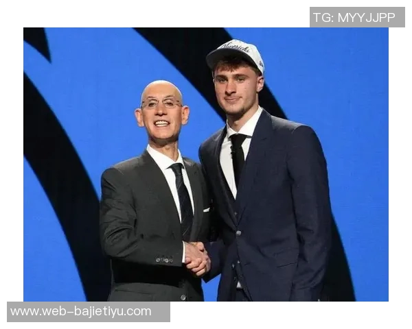 基德盛赞弗拉格戴右手拇指护具后表现出色的持续稳定性