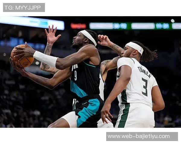 格兰特状态低迷19投仅得16分三分球表现惨淡7投仅中1