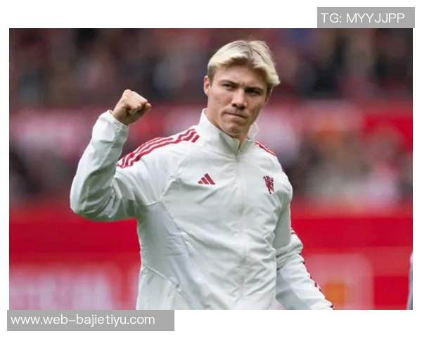 曼联喜迎赛季第三场胜利霍伊伦社媒祝贺舍什科好友情深厚